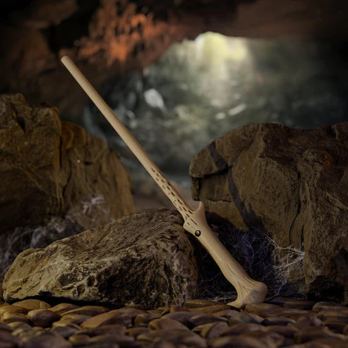 ¡Edición limitada! Varita mágica lanza bolas de fuego 🔥 – Solo para verdaderos fans de Harry Potter.